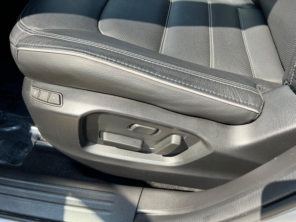 Thumbnail: 2025 Mazda CX-5 - 22