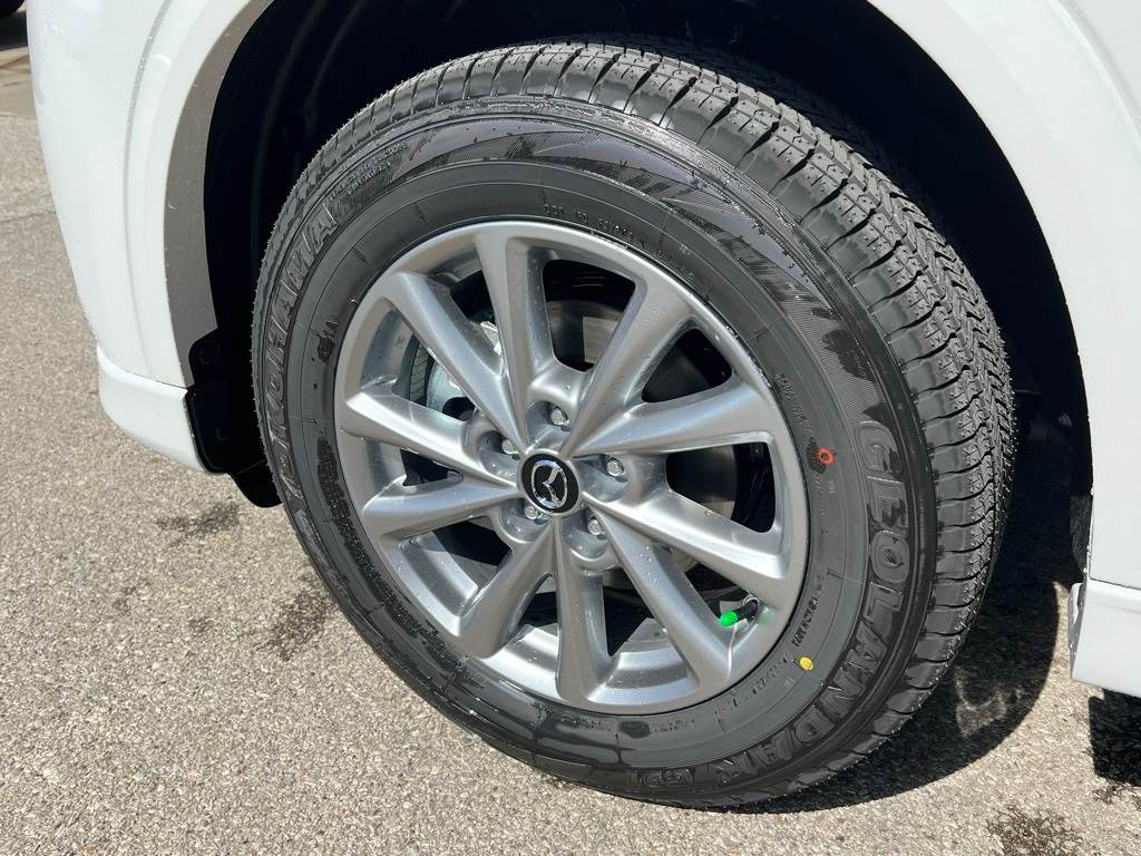 2025 Mazda CX-5 S Preferred 8