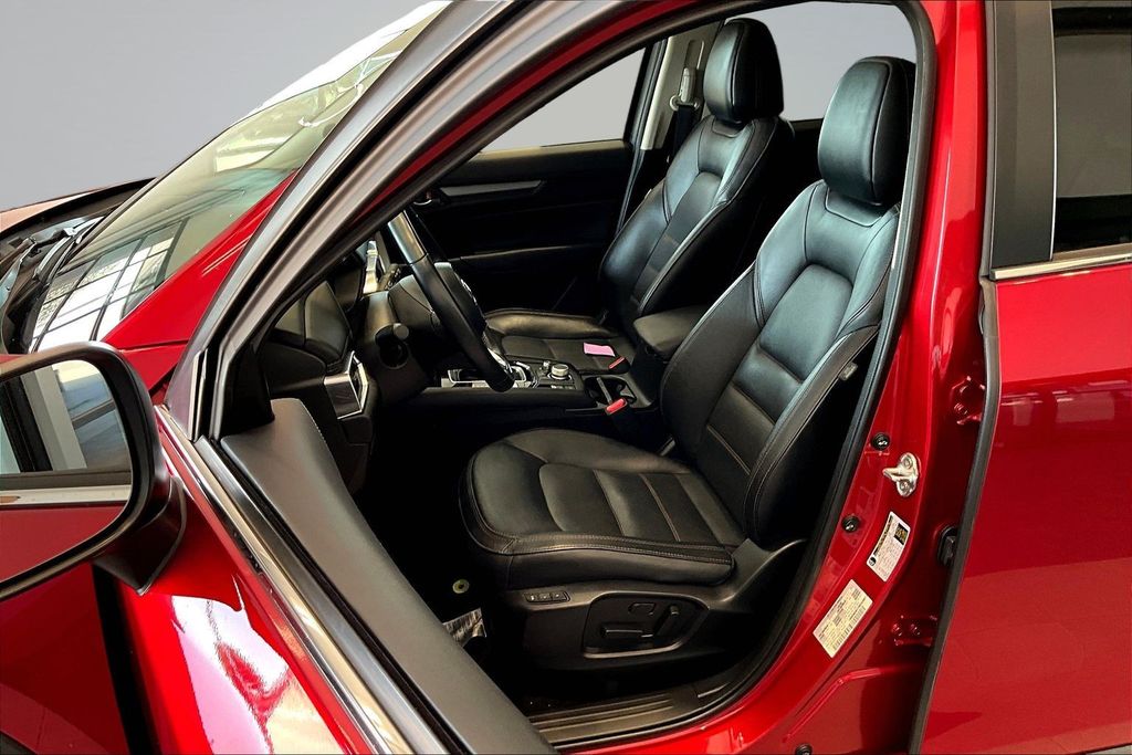 Thumbnail: 2021 Mazda CX-5 - 11