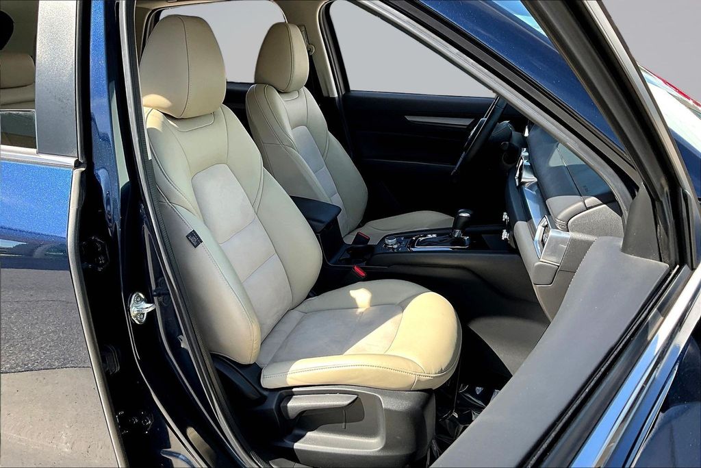 Thumbnail: 2020 Mazda CX-5 - 10