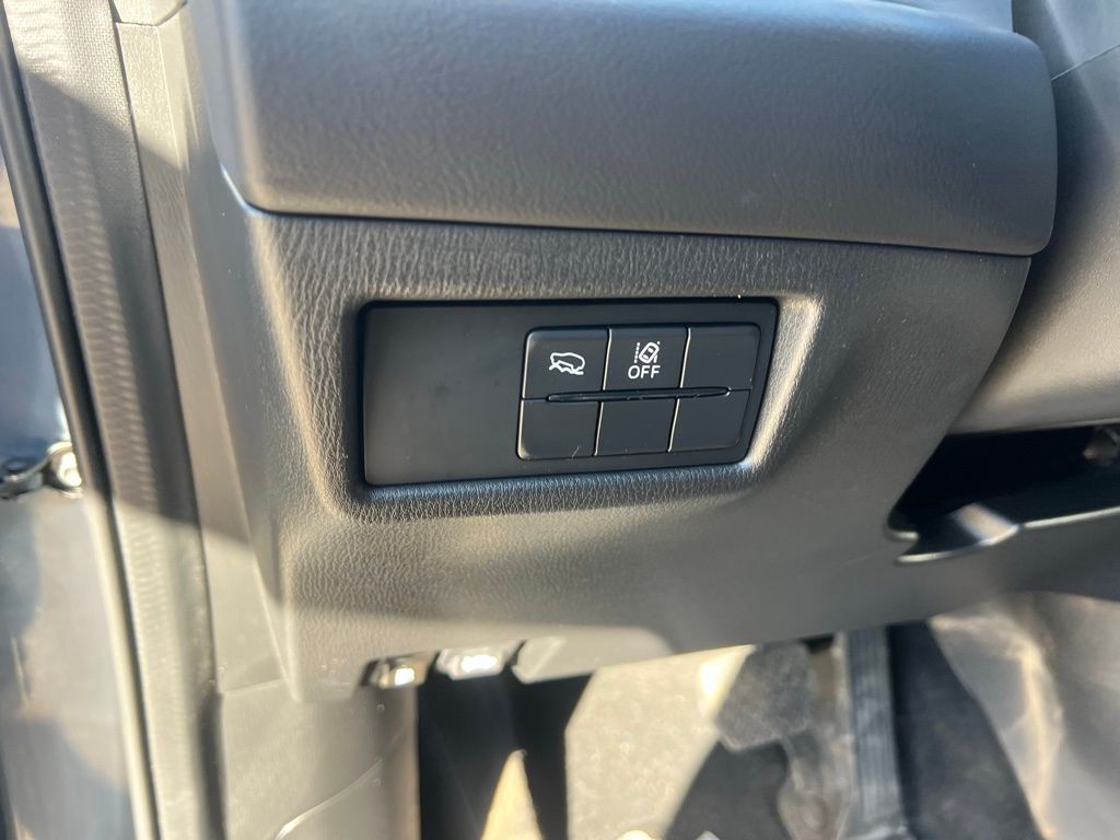 Thumbnail: 2023 Mazda CX-5 - 19