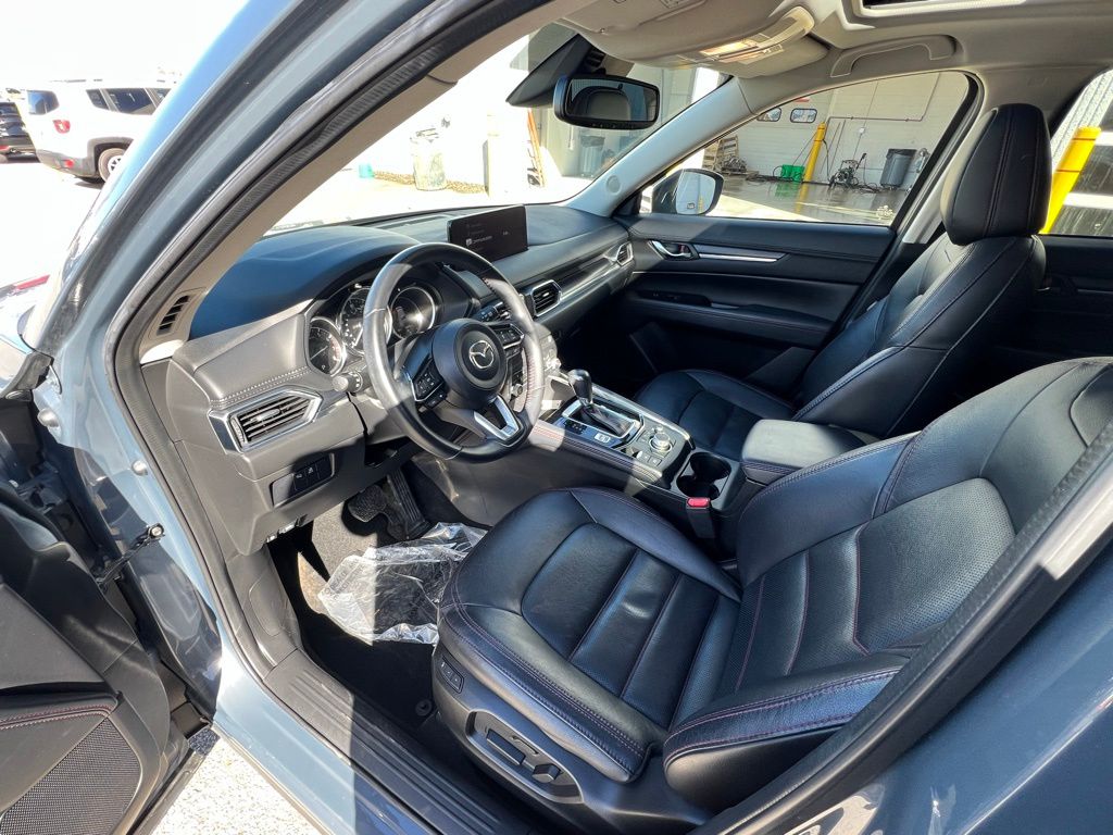 Thumbnail: 2023 Mazda CX-5 - 2