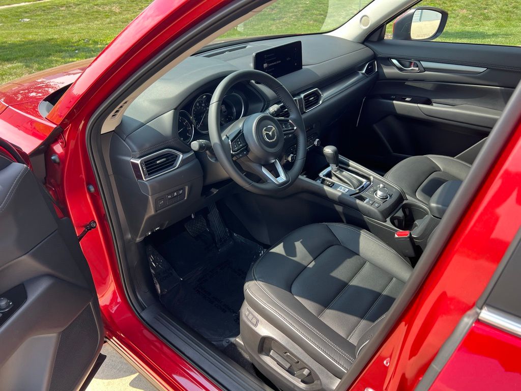 Thumbnail: 2025 Mazda CX-5 - 2