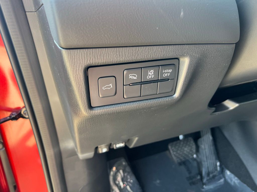 Thumbnail: 2025 Mazda CX-5 - 21