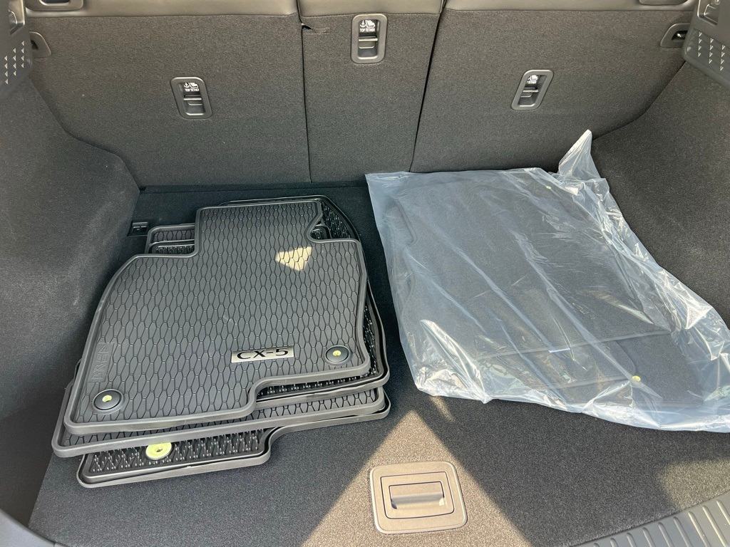 Thumbnail: 2025 Mazda CX-5 - 13