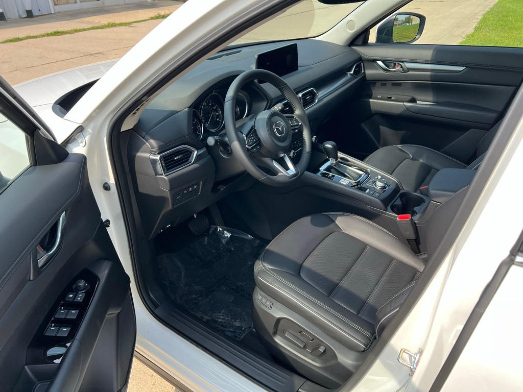 Thumbnail: 2025 Mazda CX-5 - 2