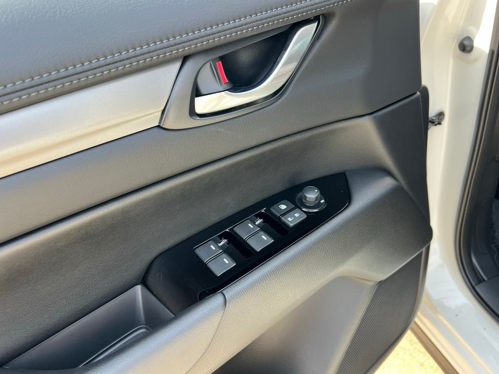 Thumbnail: 2025 Mazda CX-5 - 21