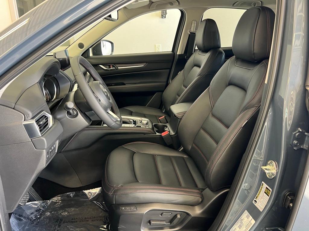 2025 Mazda CX-5 S Carbon Edition 11