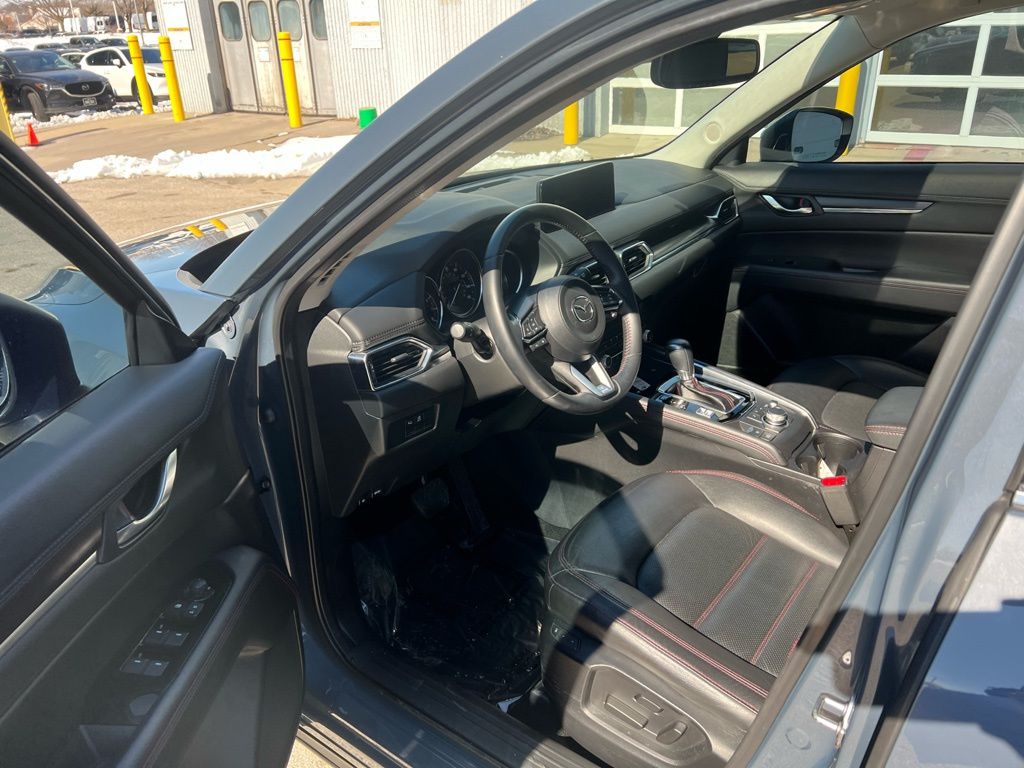 Thumbnail: 2023 Mazda CX-5 - 2