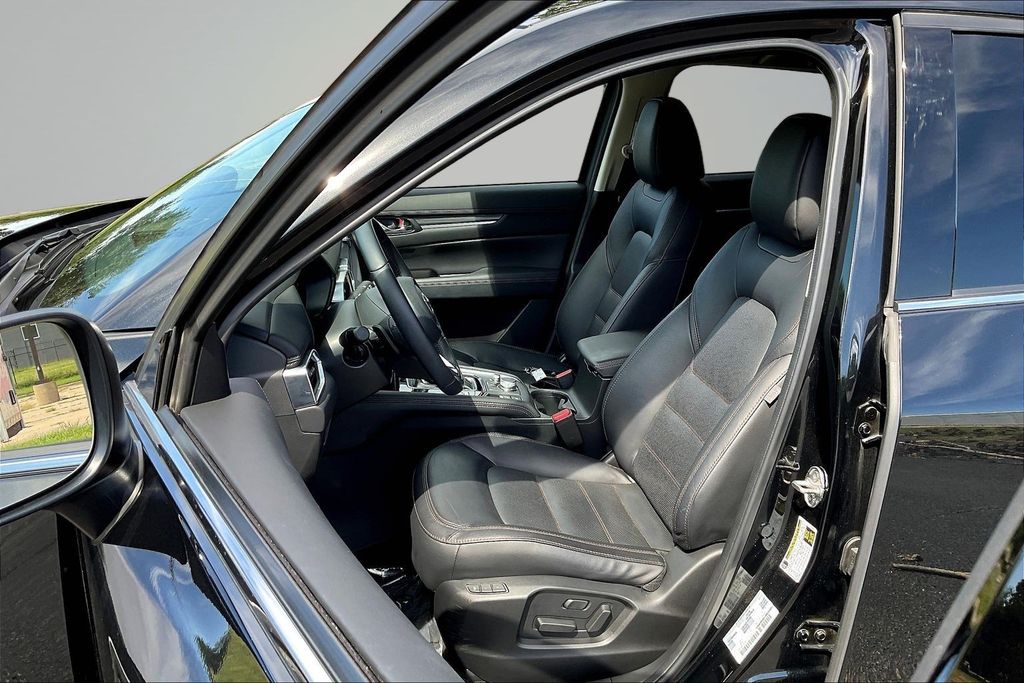 Thumbnail: 2021 Mazda CX-5 - 9