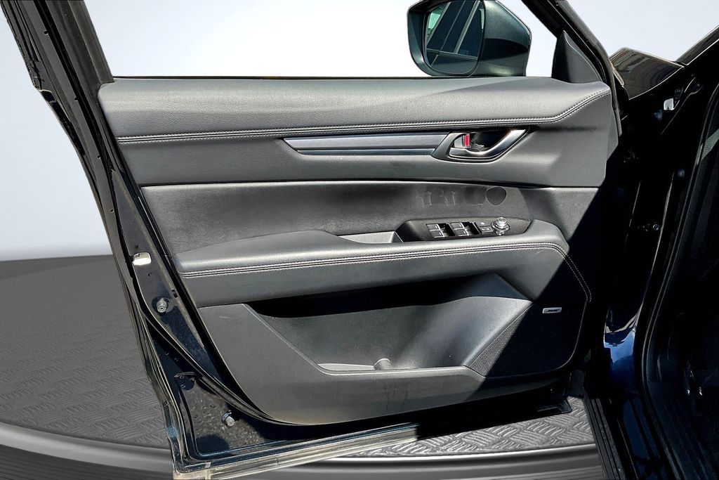 Thumbnail: 2025 Mazda CX-5 - 23