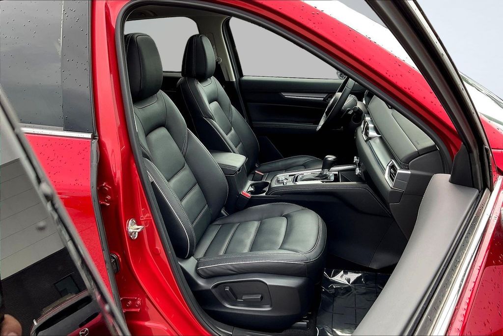 Thumbnail: 2025 Mazda CX-5 - 10