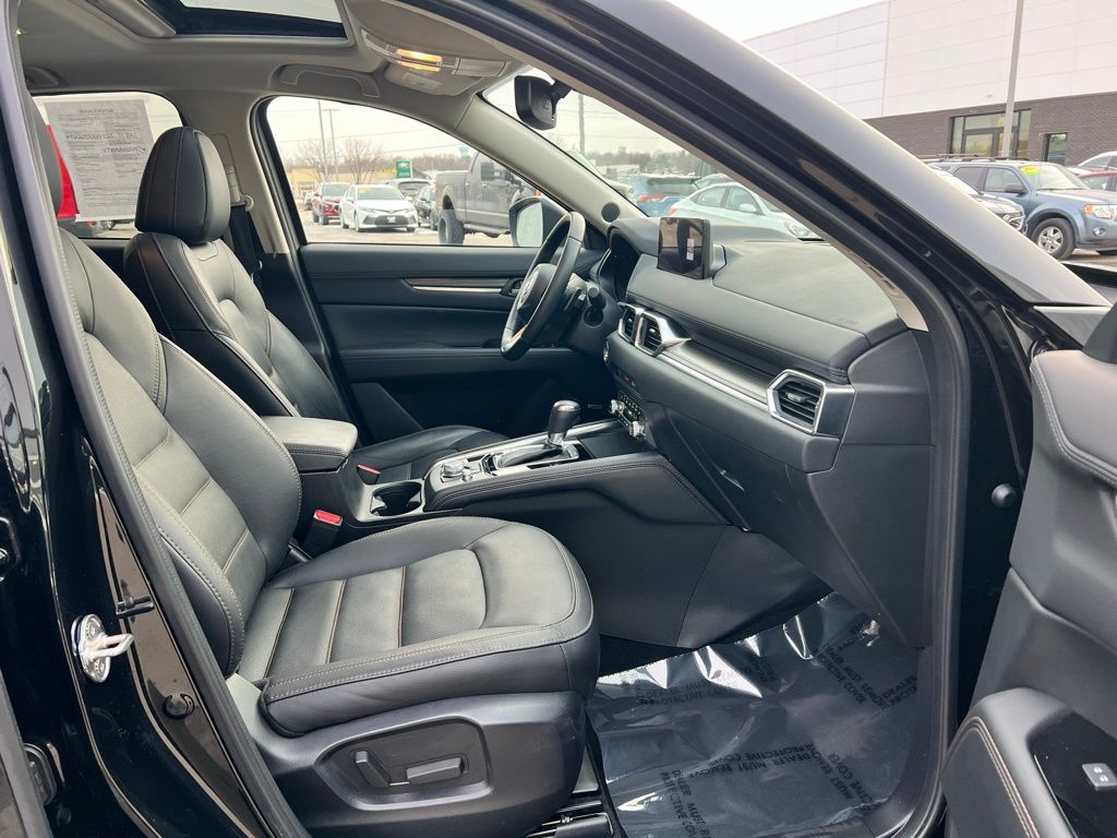 Thumbnail: 2023 Mazda CX-5 - 27
