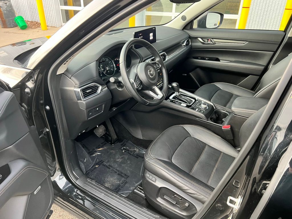 Thumbnail: 2023 Mazda CX-5 - 10