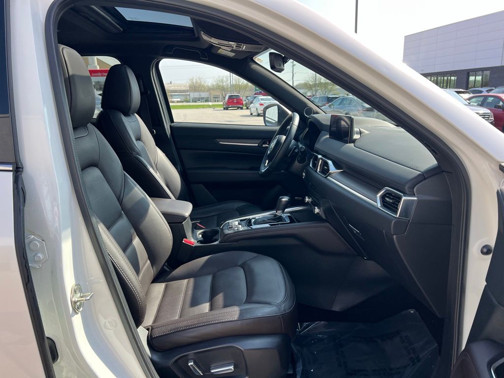 Thumbnail: 2023 Mazda CX-5 - 28