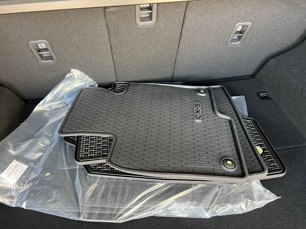 Thumbnail: 2025 Mazda CX-5 - 14