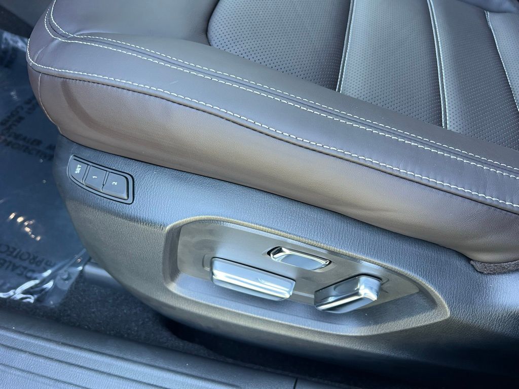 Thumbnail: 2025 Mazda CX-5 - 21