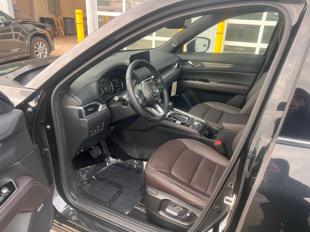 Thumbnail: 2025 Mazda CX-5 - 9