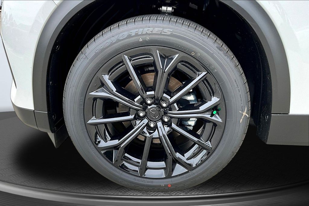 Thumbnail: 2026 Mazda CX-70 - 5