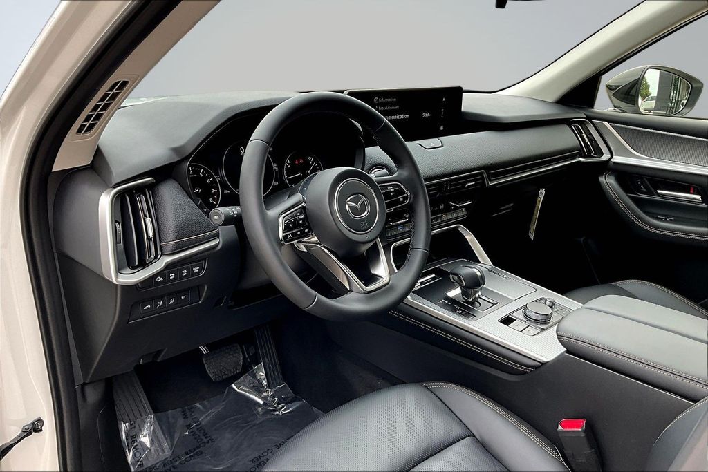 Thumbnail: 2026 Mazda CX-70 - 6
