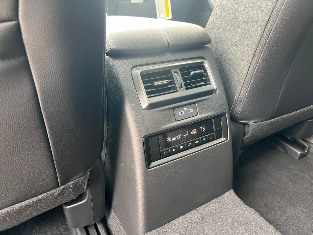 2025 Mazda CX-70 Turbo Preferred 25