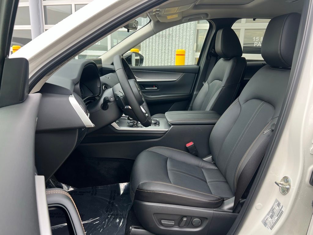 2025 Mazda CX-70 Turbo Preferred 10