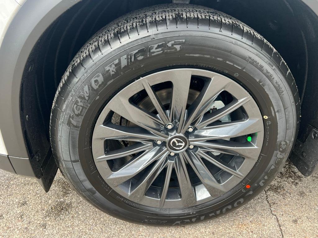 2025 Mazda CX-70 Turbo Preferred 8