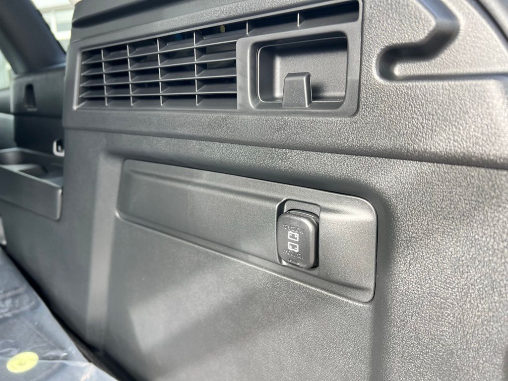 Thumbnail: 2026 Mazda CX-70 - 33