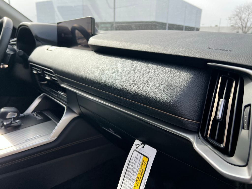 Thumbnail: 2026 Mazda CX-70 - 2