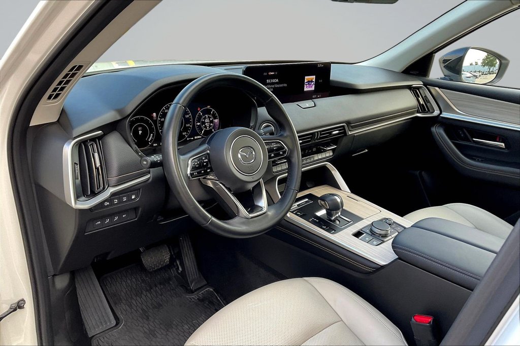 Thumbnail: 2025 Mazda CX-70 - 8