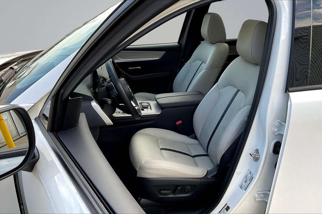 Thumbnail: 2025 Mazda CX-70 - 10