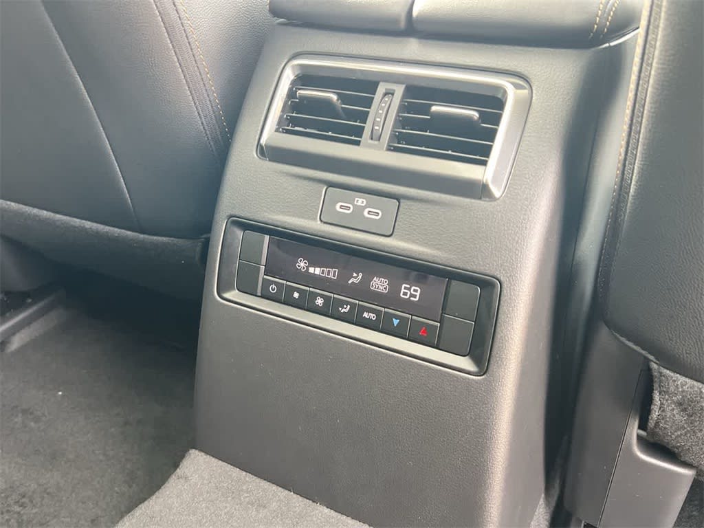 Thumbnail: 2025 Mazda CX-70 - 28