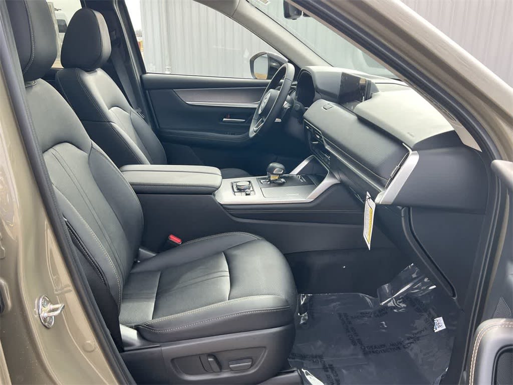 Thumbnail: 2025 Mazda CX-70 - 12