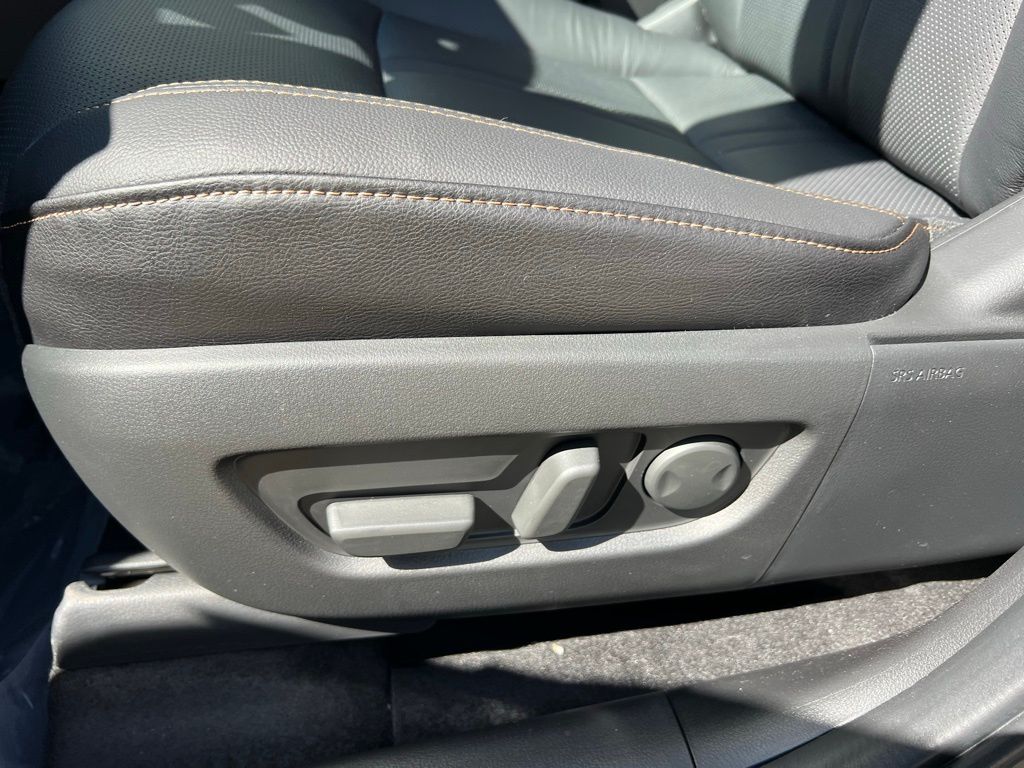 Thumbnail: 2025 Mazda CX-70 - 22