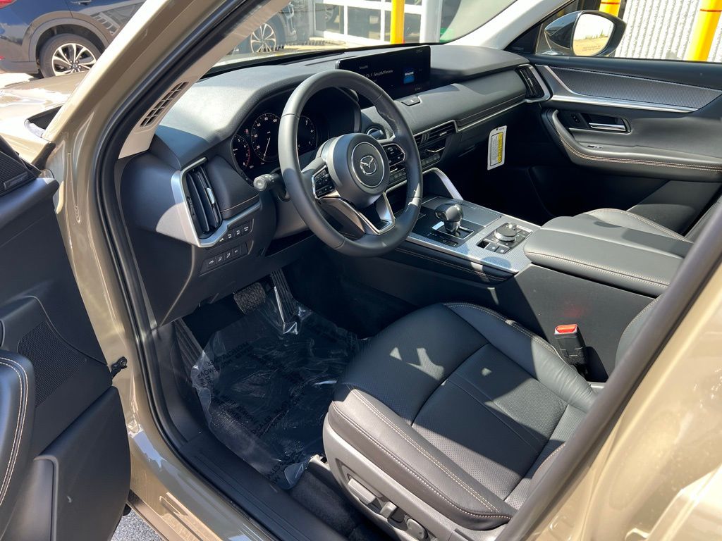 Thumbnail: 2025 Mazda CX-70 - 9