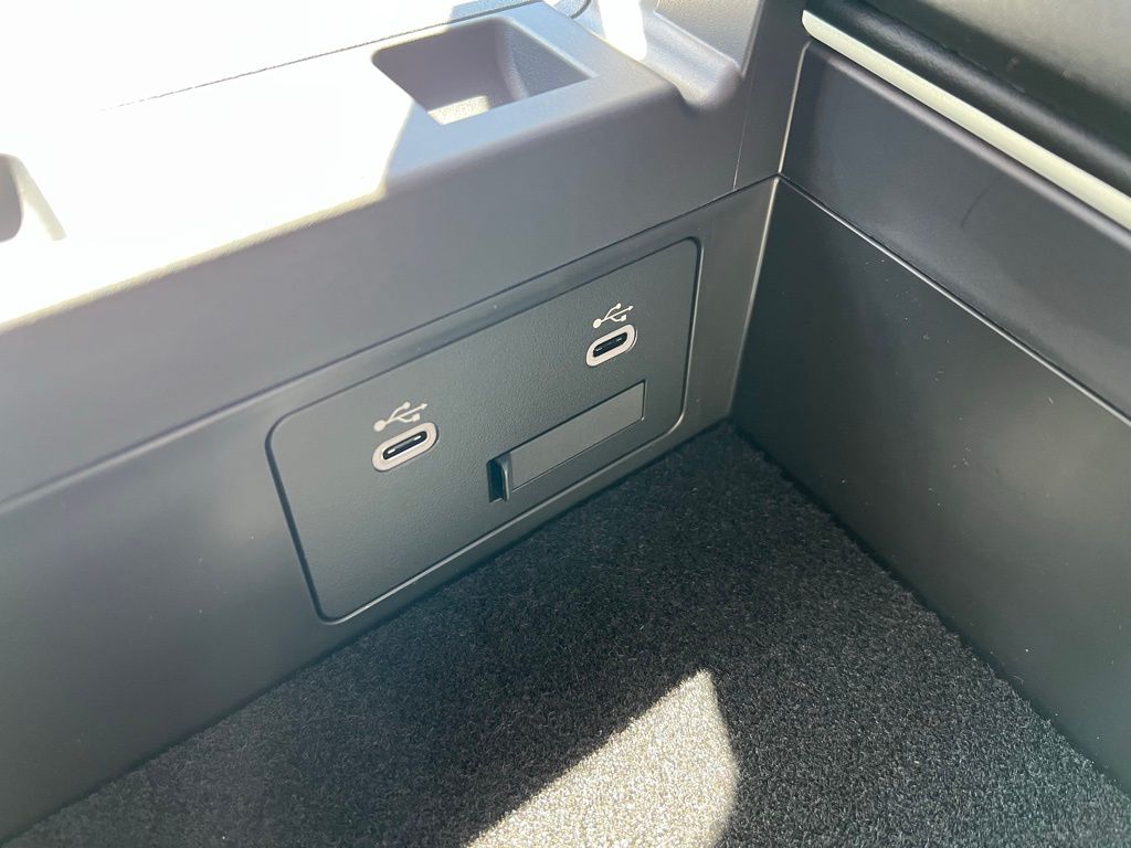 Thumbnail: 2025 Mazda CX-70 - 36