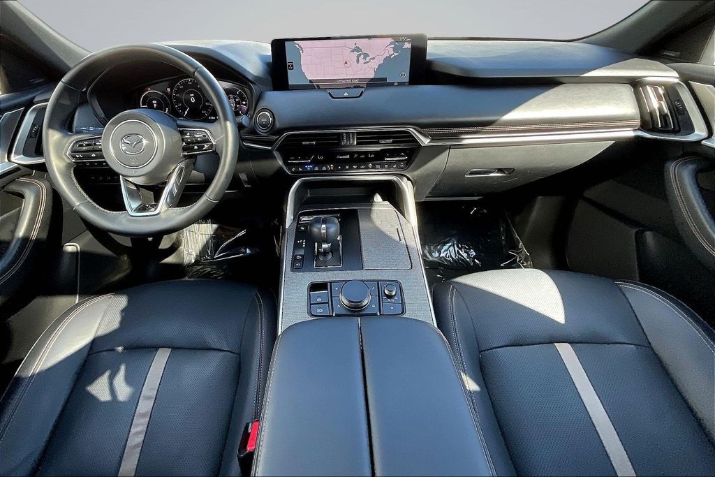 Thumbnail: 2025 Mazda CX-70 - 12