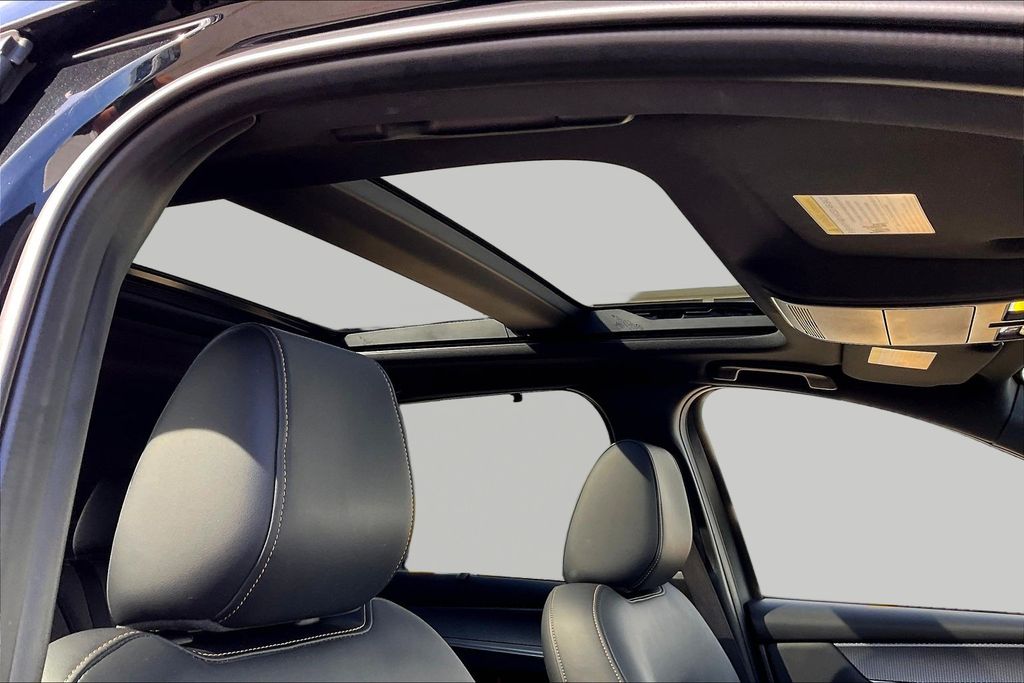 Thumbnail: 2025 Mazda CX-70 - 22