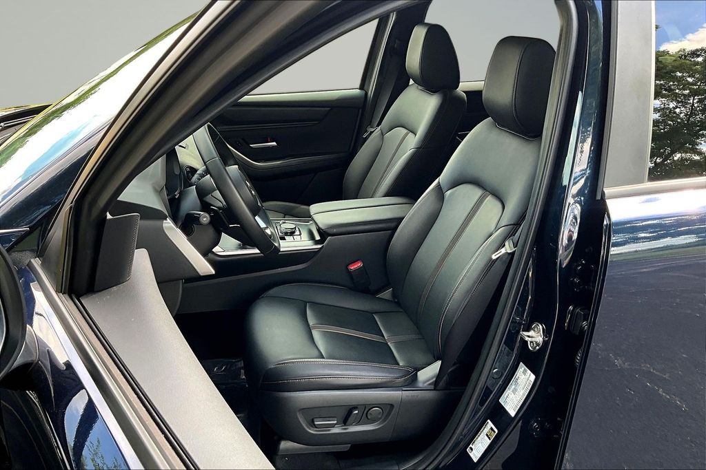 Thumbnail: 2025 Mazda CX-90 - 10