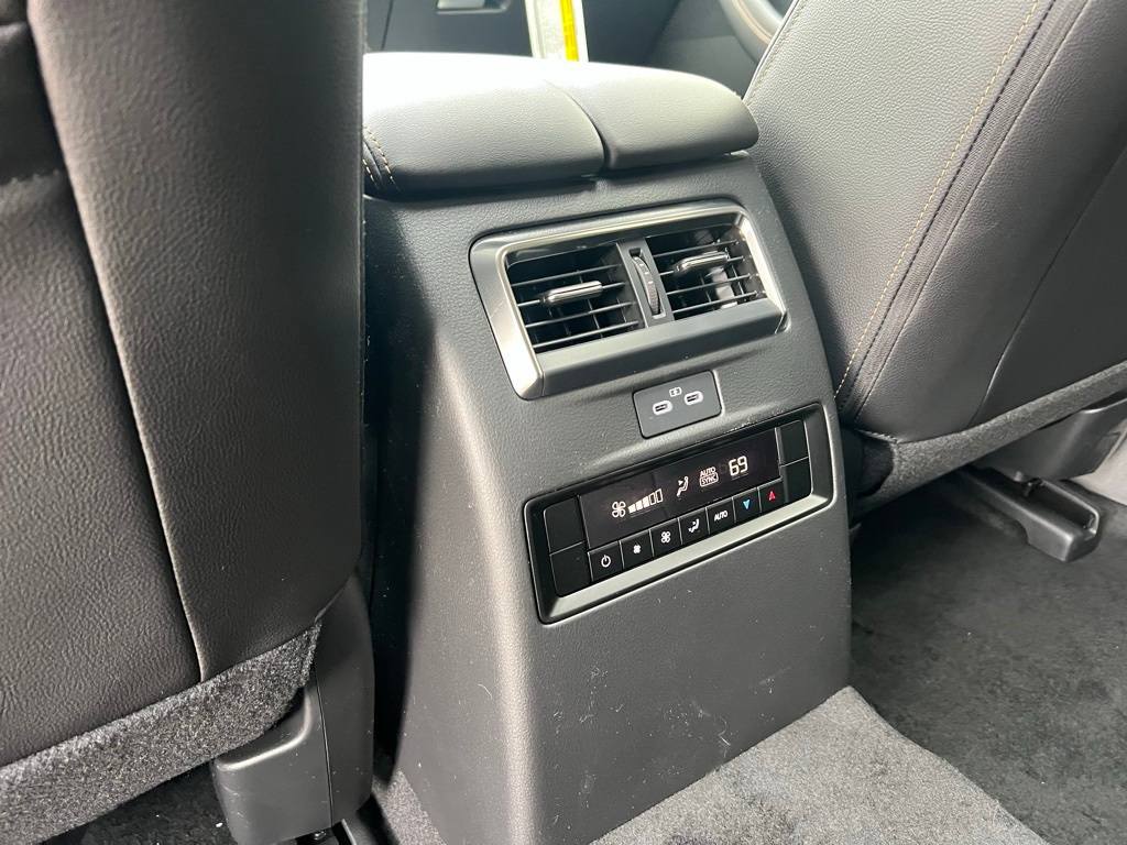 2025 Mazda CX-90 Preferred 24