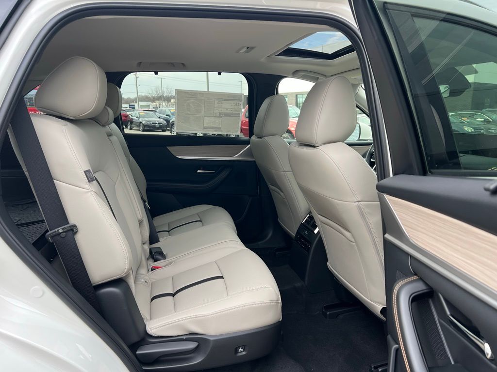 Thumbnail: 2026 Mazda CX-90 - 27