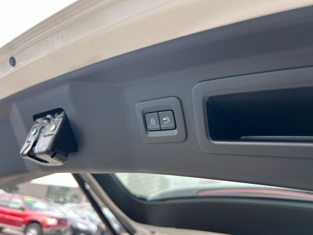 Thumbnail: 2026 Mazda CX-90 - 29