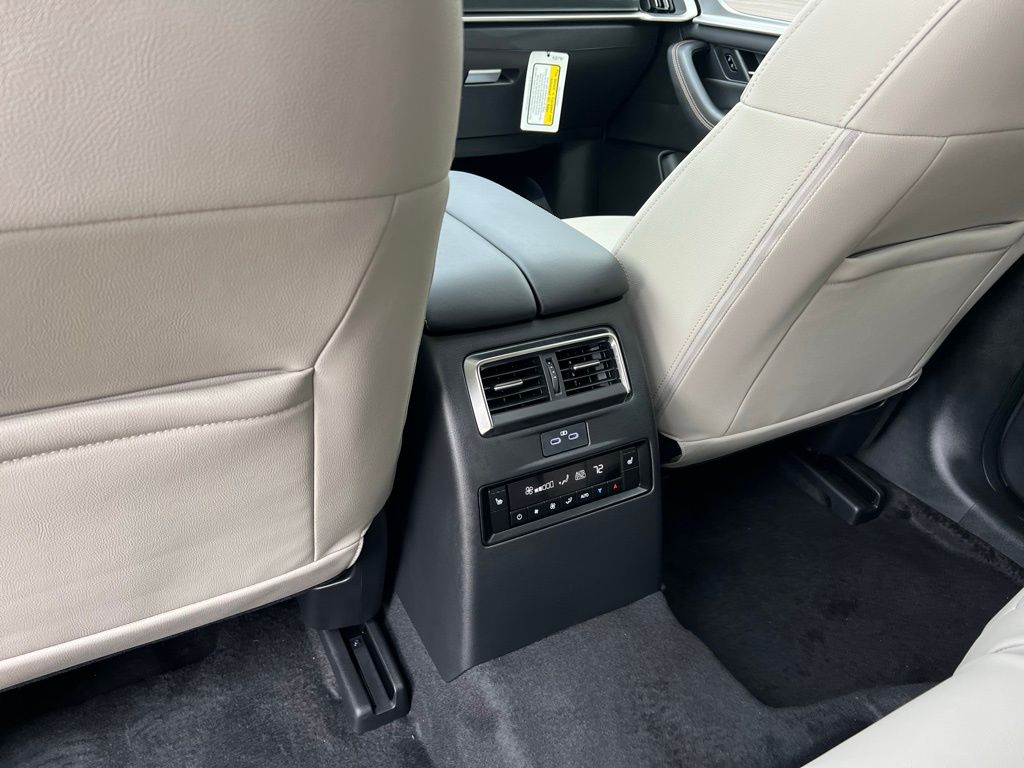 Thumbnail: 2026 Mazda CX-90 - 26