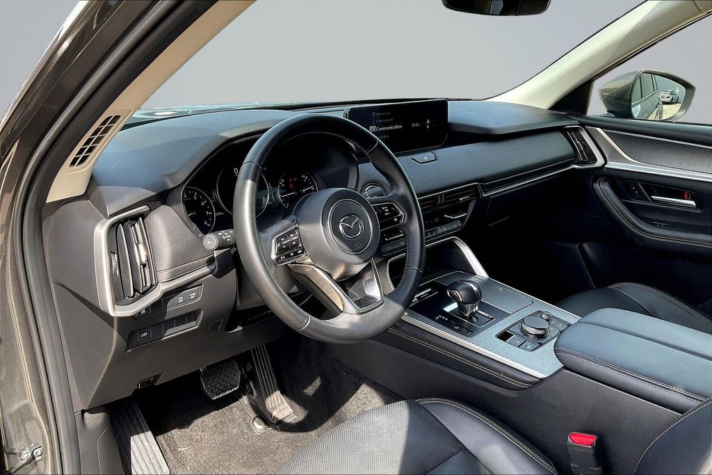 Thumbnail: 2024 Mazda CX-90 - 8