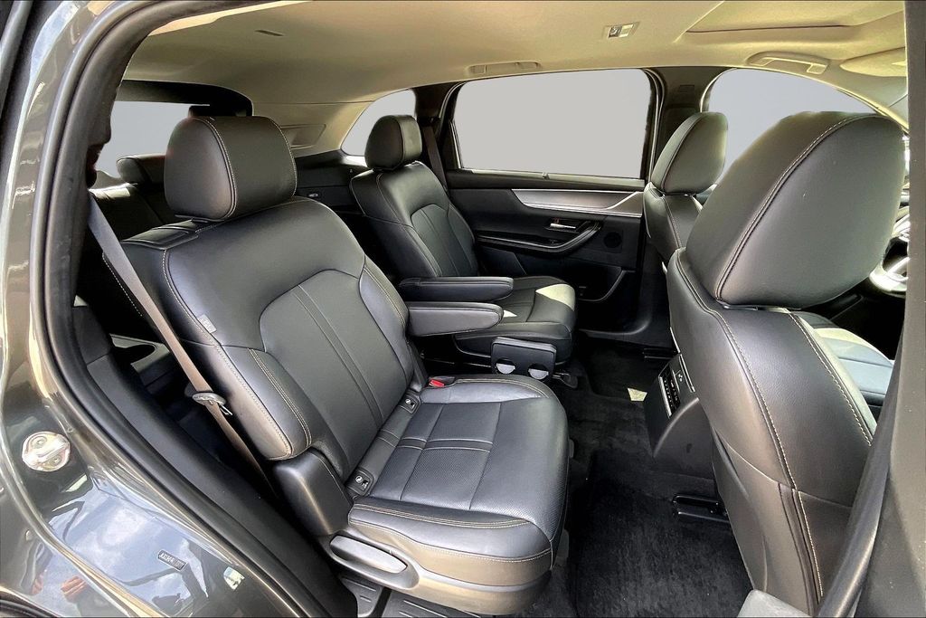 Thumbnail: 2024 Mazda CX-90 - 31