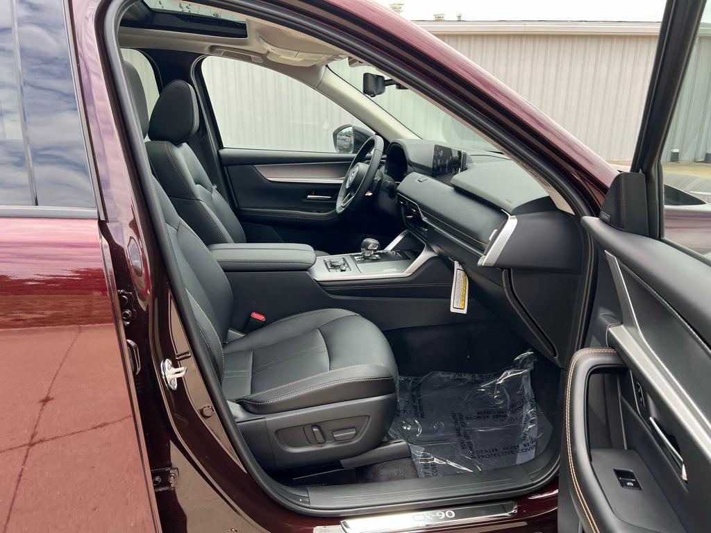 Thumbnail: 2025 Mazda CX-90 - 30