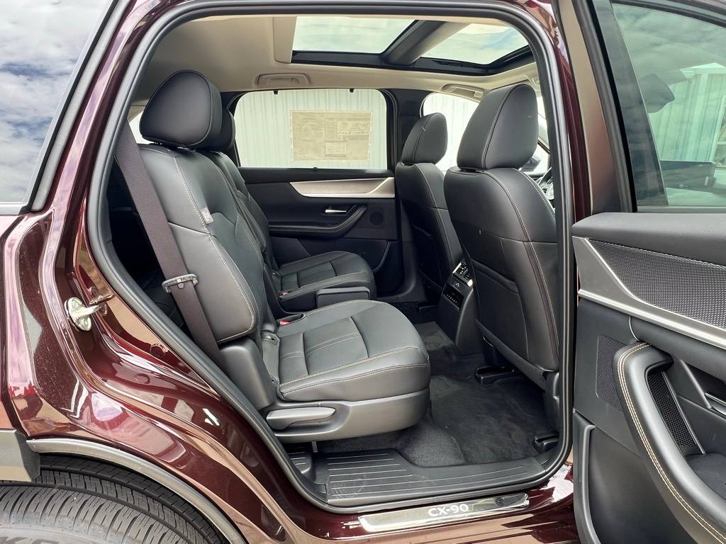 Thumbnail: 2025 Mazda CX-90 - 28