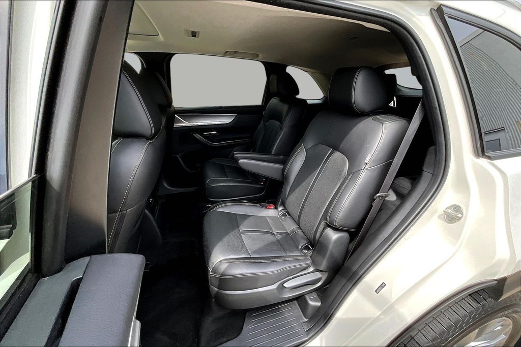 Thumbnail: 2024 Mazda CX-90 - 11