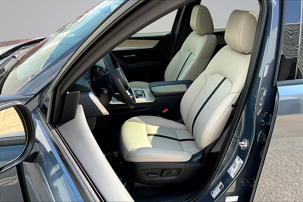 Thumbnail: 2026 Mazda CX-90 - 7