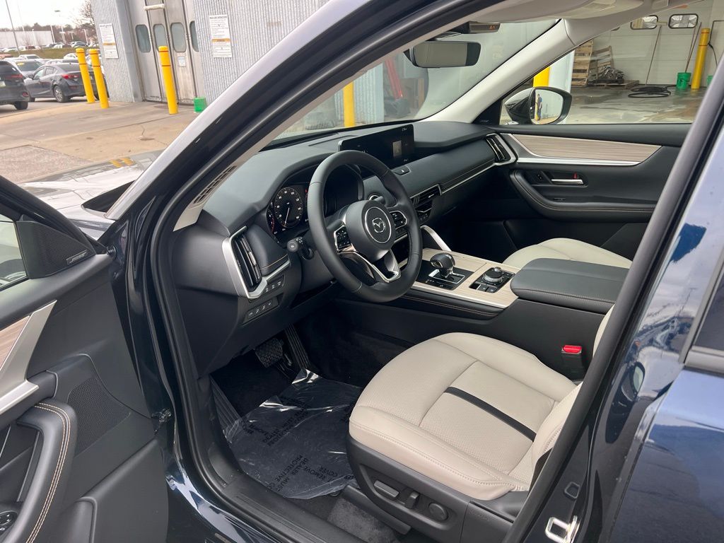 Thumbnail: 2026 Mazda CX-90 - 8